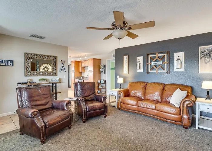 Ferienhaus 2 Mi To Havasu! Family W/ Poolside Oasis Lake Havasu City