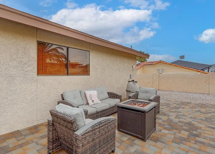 Ferienhaus 2 Mi To Havasu! Family W/ Poolside Oasis Lake Havasu City